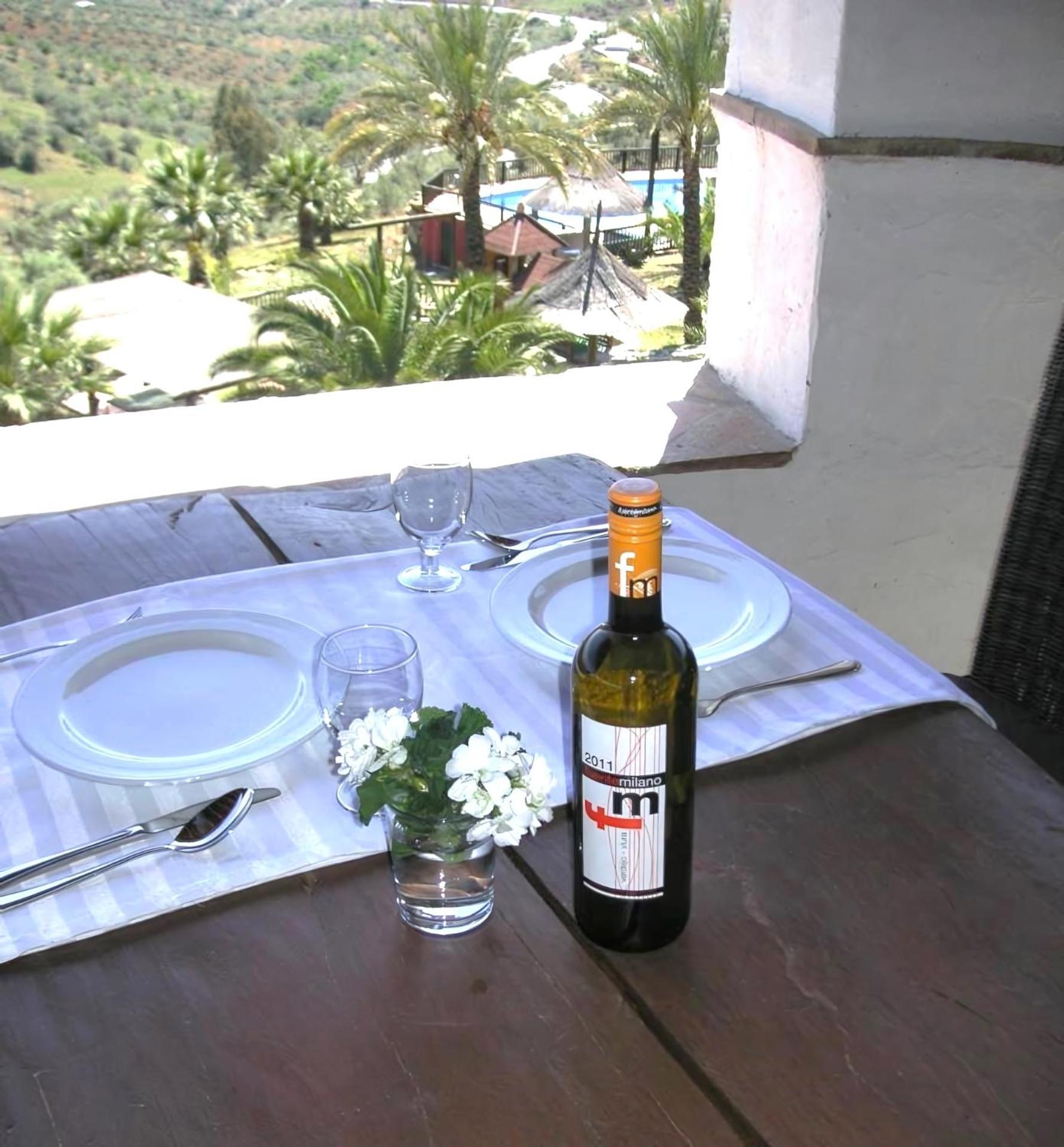 Rural Cottage, With Pool & Optional Private 6 Guests Jacuzzi Tolox Exteriör bild