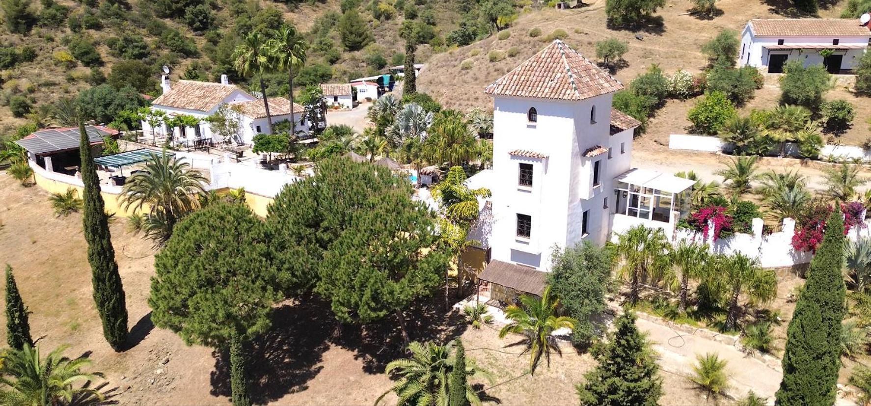 Rural Cottage, With Pool & Optional Private 6 Guests Jacuzzi Tolox Exteriör bild